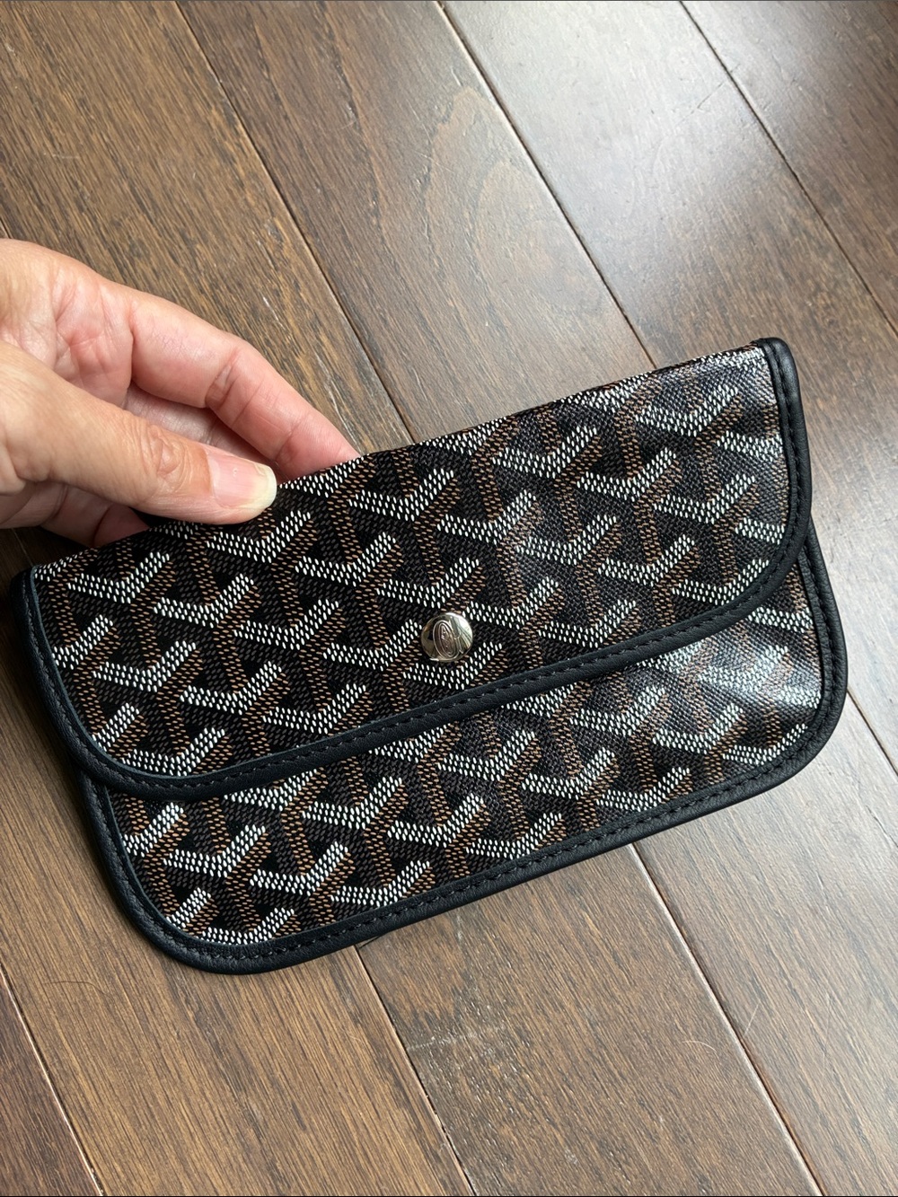 Goyard St.Louis GM Pouch. - Picture 1 of 11